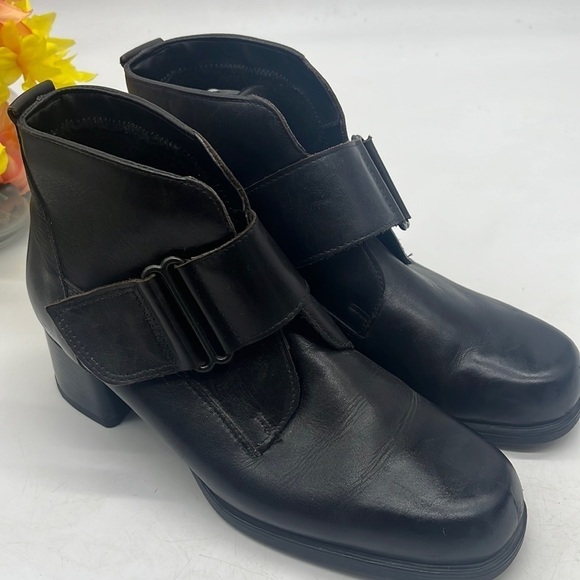 Siberian Husky Winter Ankle Boot Heel Felt Lined Black Leather Size 8 Made in CA - Picture 1 of 11